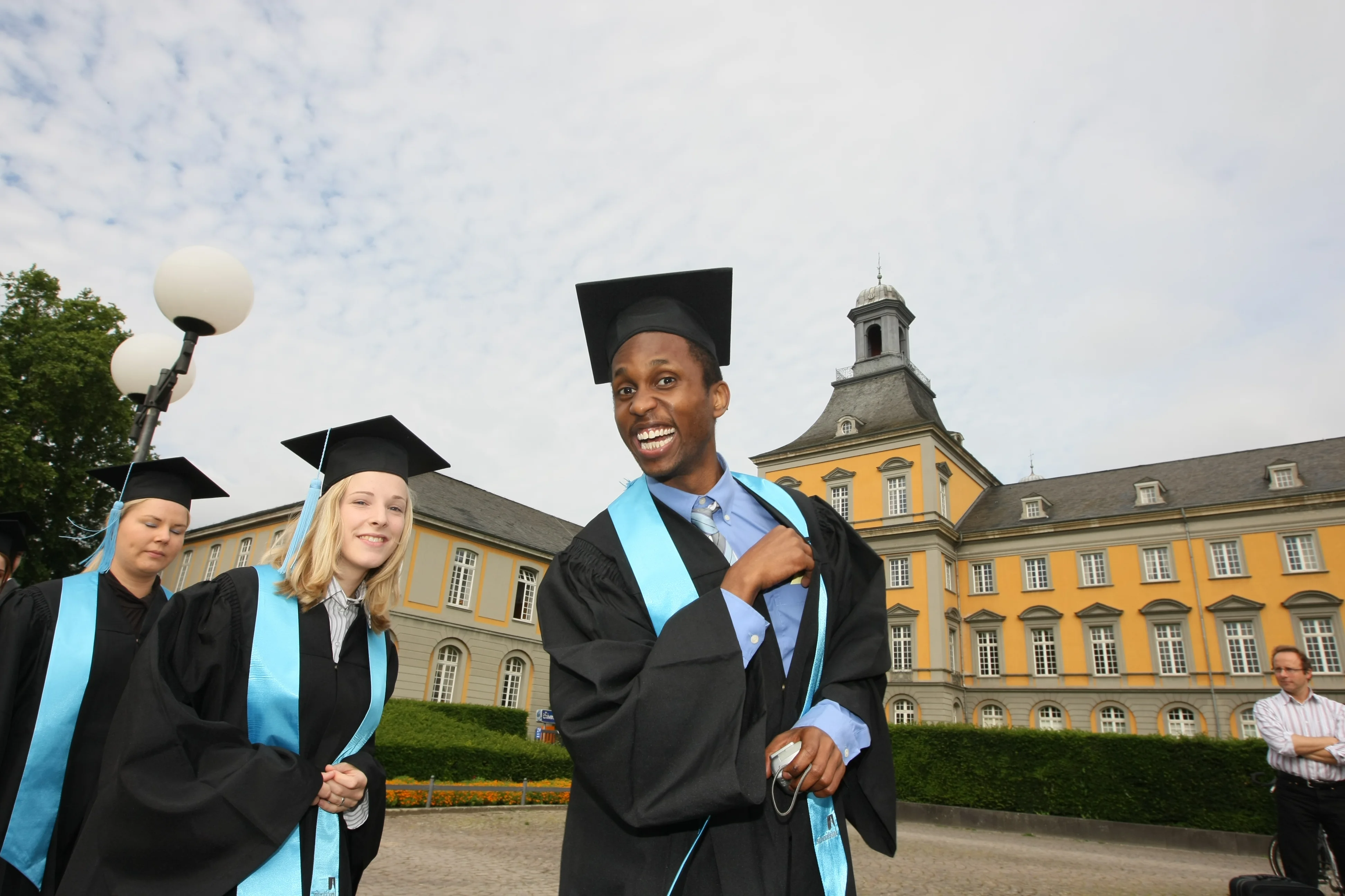 Alumni Uni Bonn.jpg