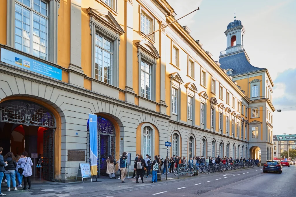 Studienstart 2025/26