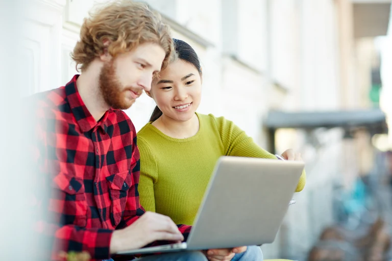 pressfoto : freepik.jpg